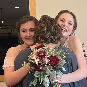 Meet your Posher, Hailey